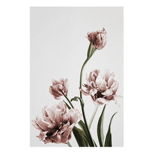 Load image into Gallery viewer, Fuwatacchi Ascending Tulips
